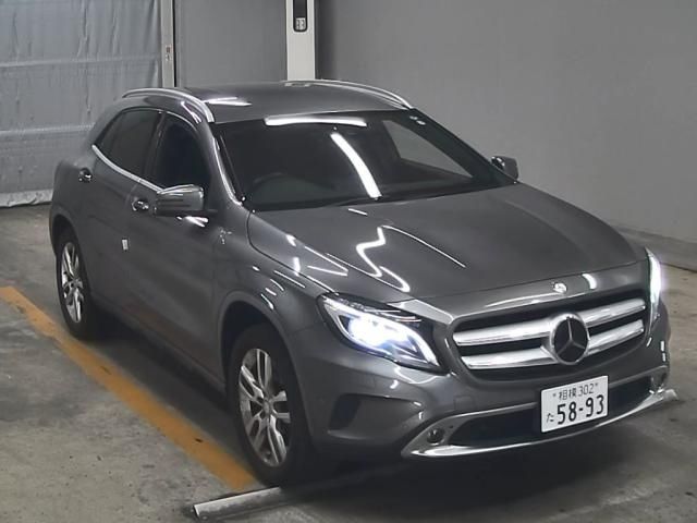 344 MERCEDES BENZ GLA CLASS 156946 2015 г. (ZIP Tokyo)